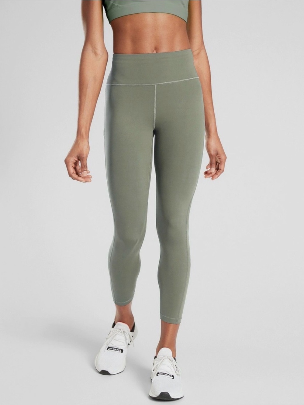 EUC Athleta ultimate stash pocket II 7/8 leggings
